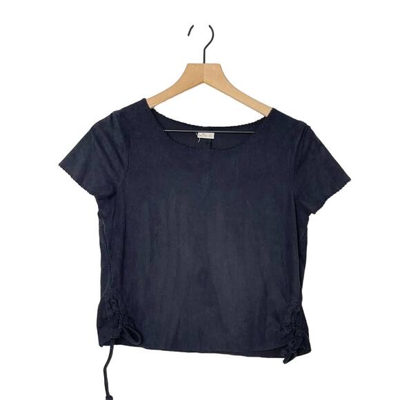 Hollister Tops - Hollister Black Tie Side‎ Faux Suede Short Sleeve Cropped Top Size XS